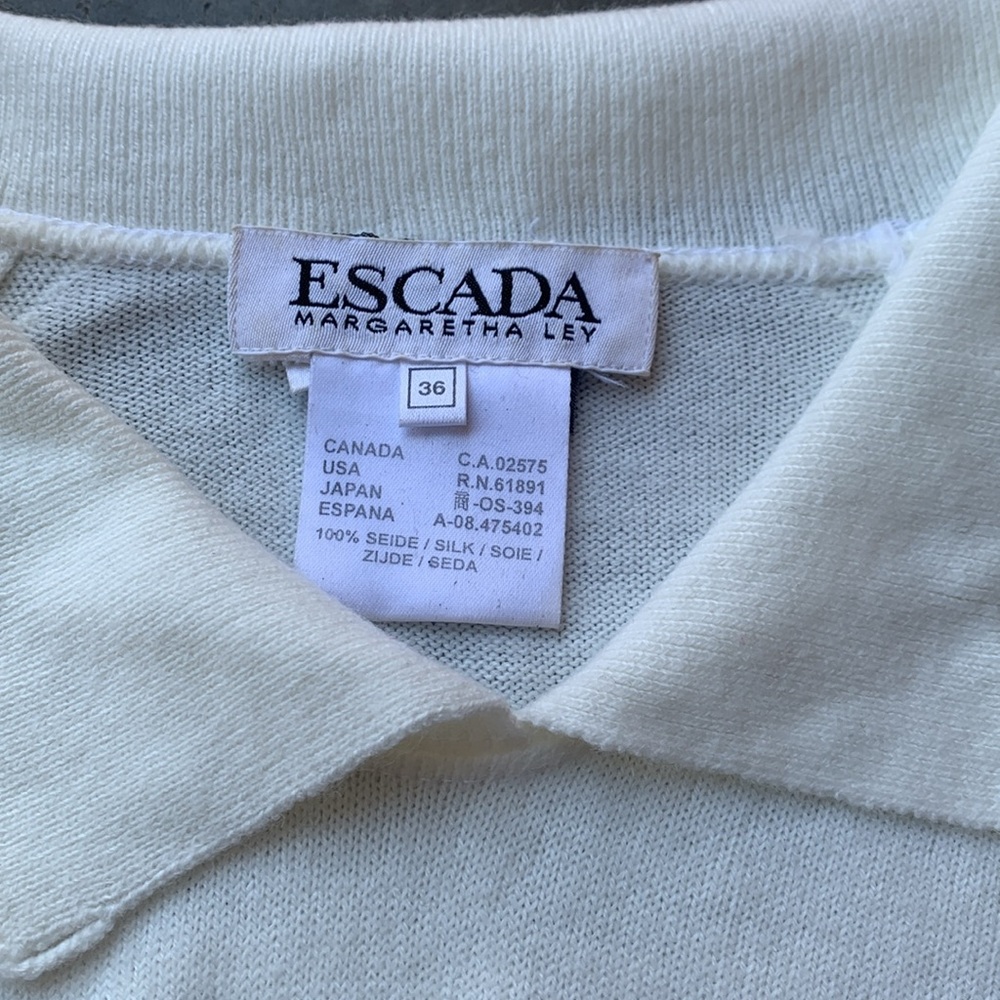 Escada - Picture 2 of 2